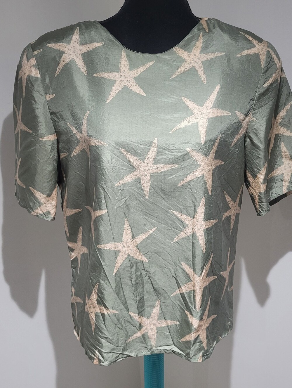 Cole & Company Women's Vintage Silk Starfish Print Short Sleeve Top Medium Green
